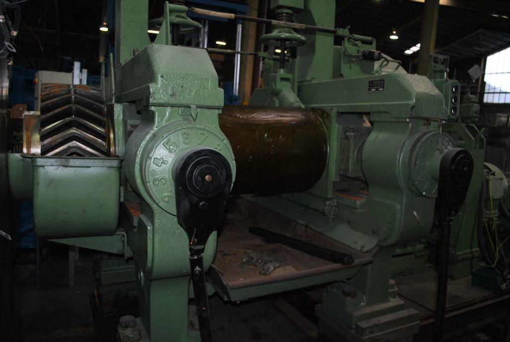 BERGER Two Roll Mill
